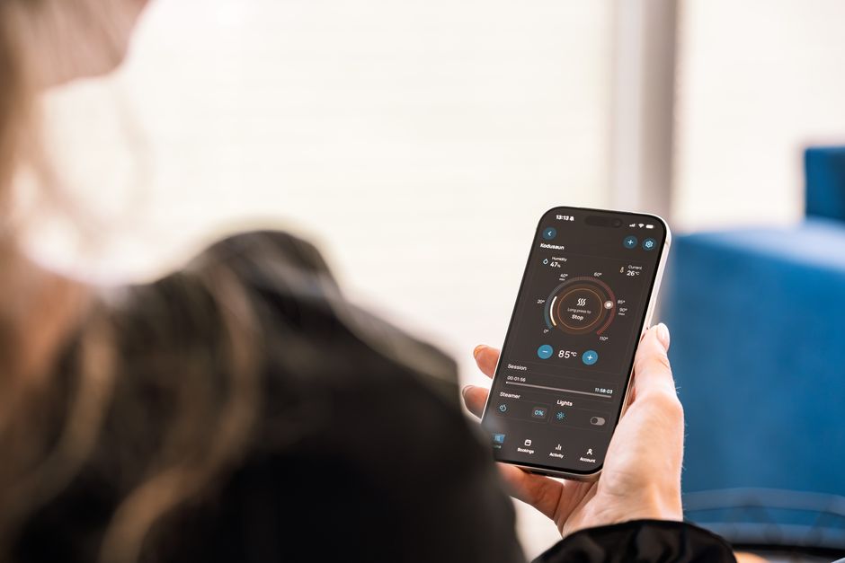 Akıllı ev otomasyon uygulamasıyla telefondan kontrol